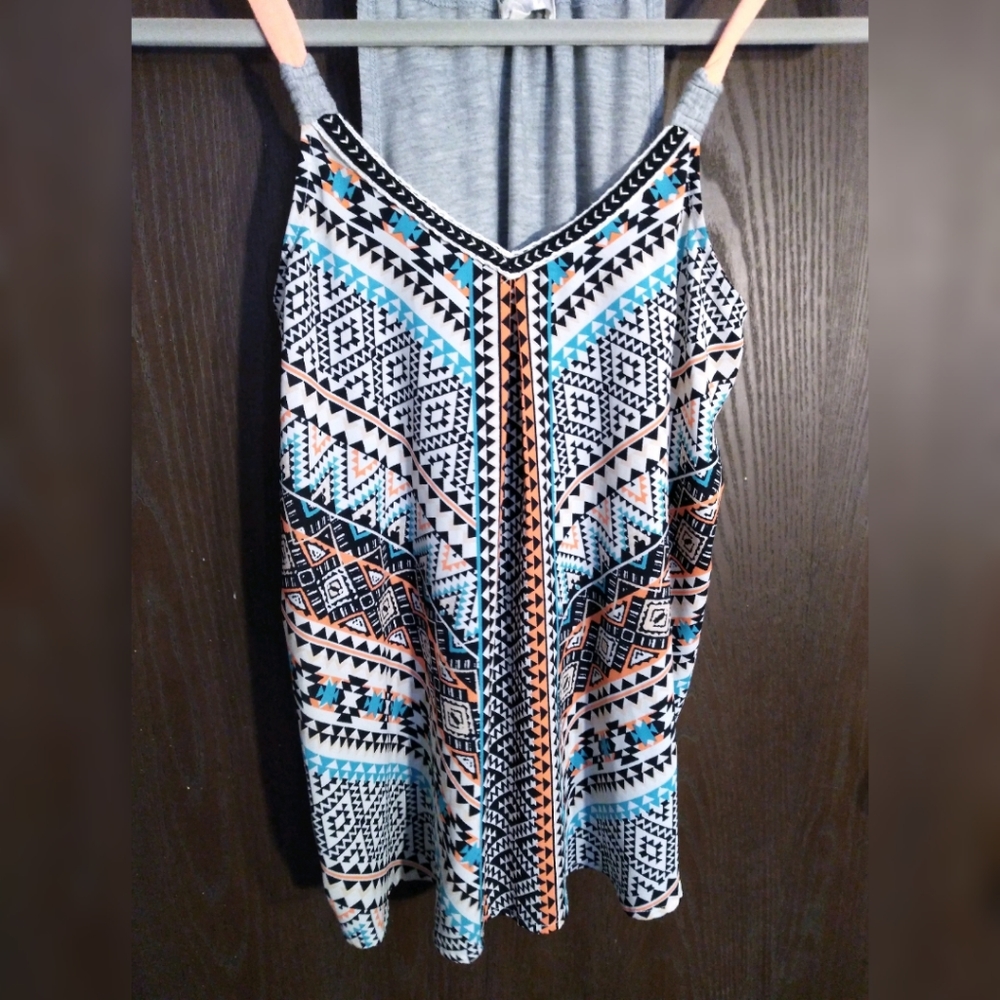 Junior's Jolt Pattern Tank Top